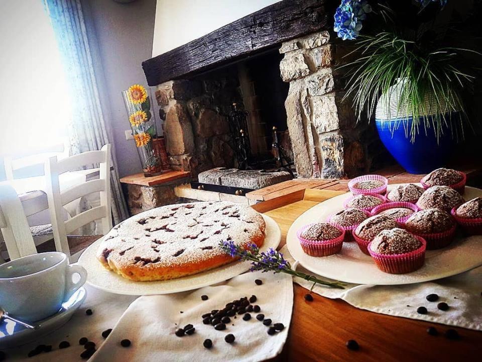 Agriturismo Fattoria Di Monticello 산베난초 외부 사진