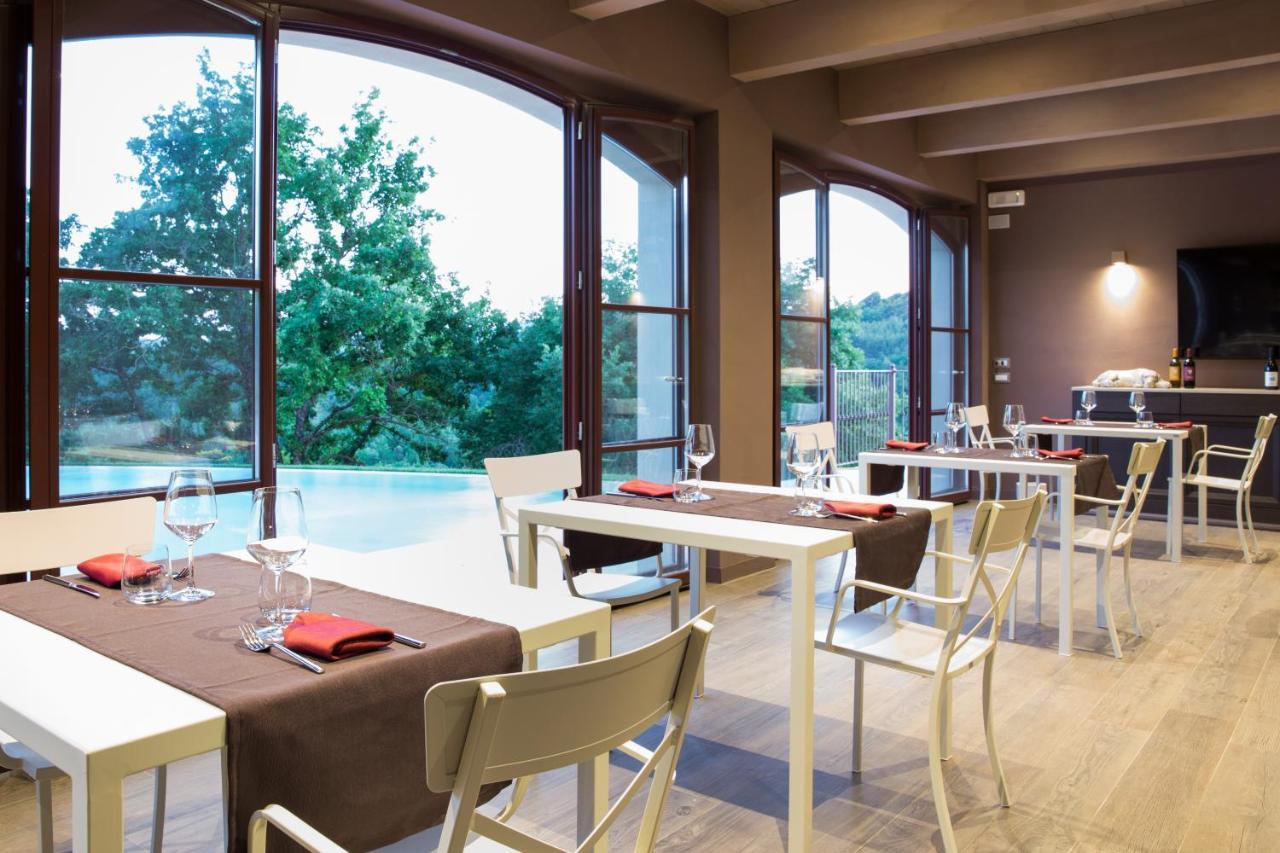 Agriturismo Fattoria Di Monticello 산베난초 외부 사진